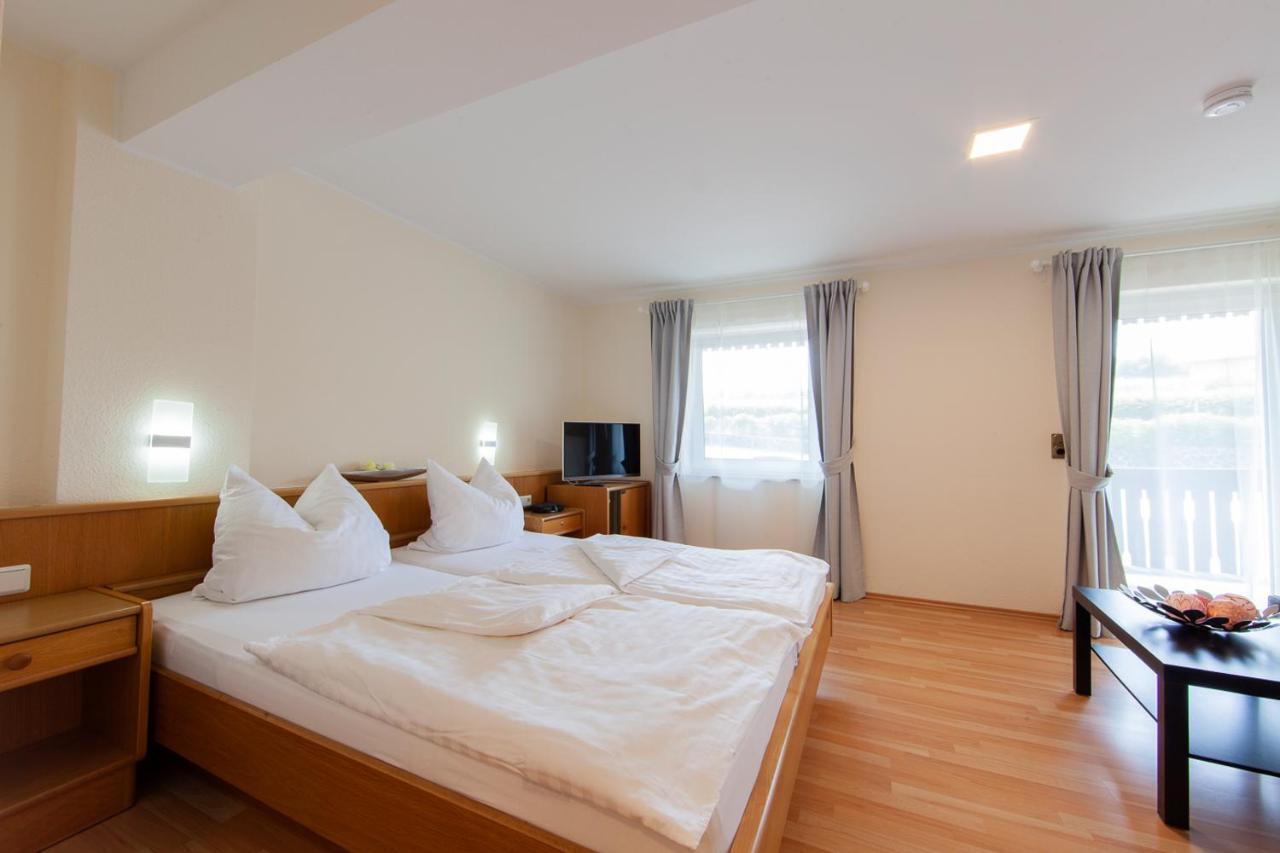 Appartementhaus Eifeladventures Berlingen Bagian luar foto