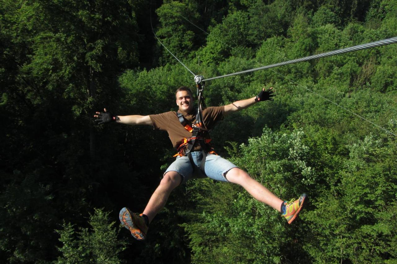 Appartementhaus Eifeladventures Berlingen Bagian luar foto